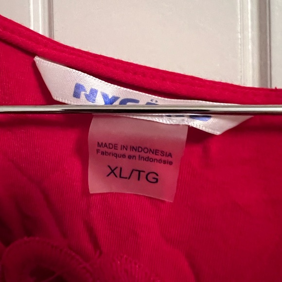 Red summer top - Picture 3 of 5